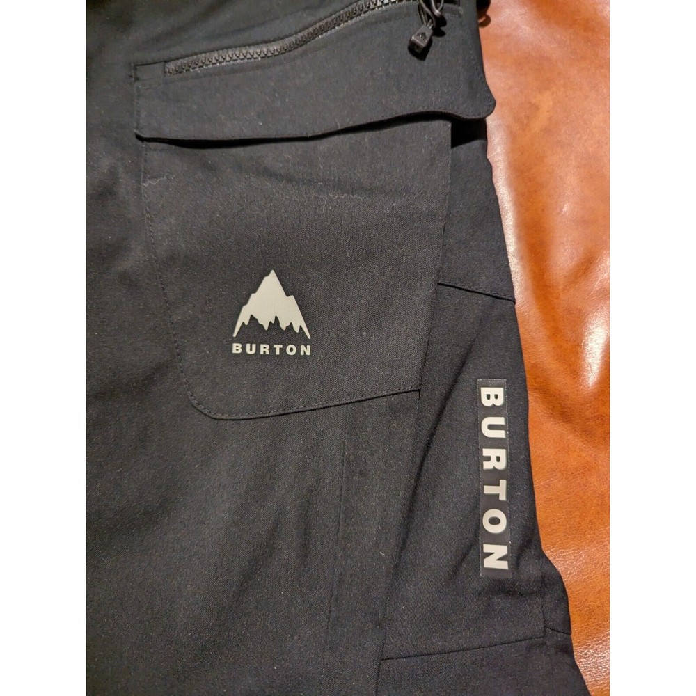 High-Tech Burton Gloria Stretch Pants Size M - For the Stylish Outdoors!